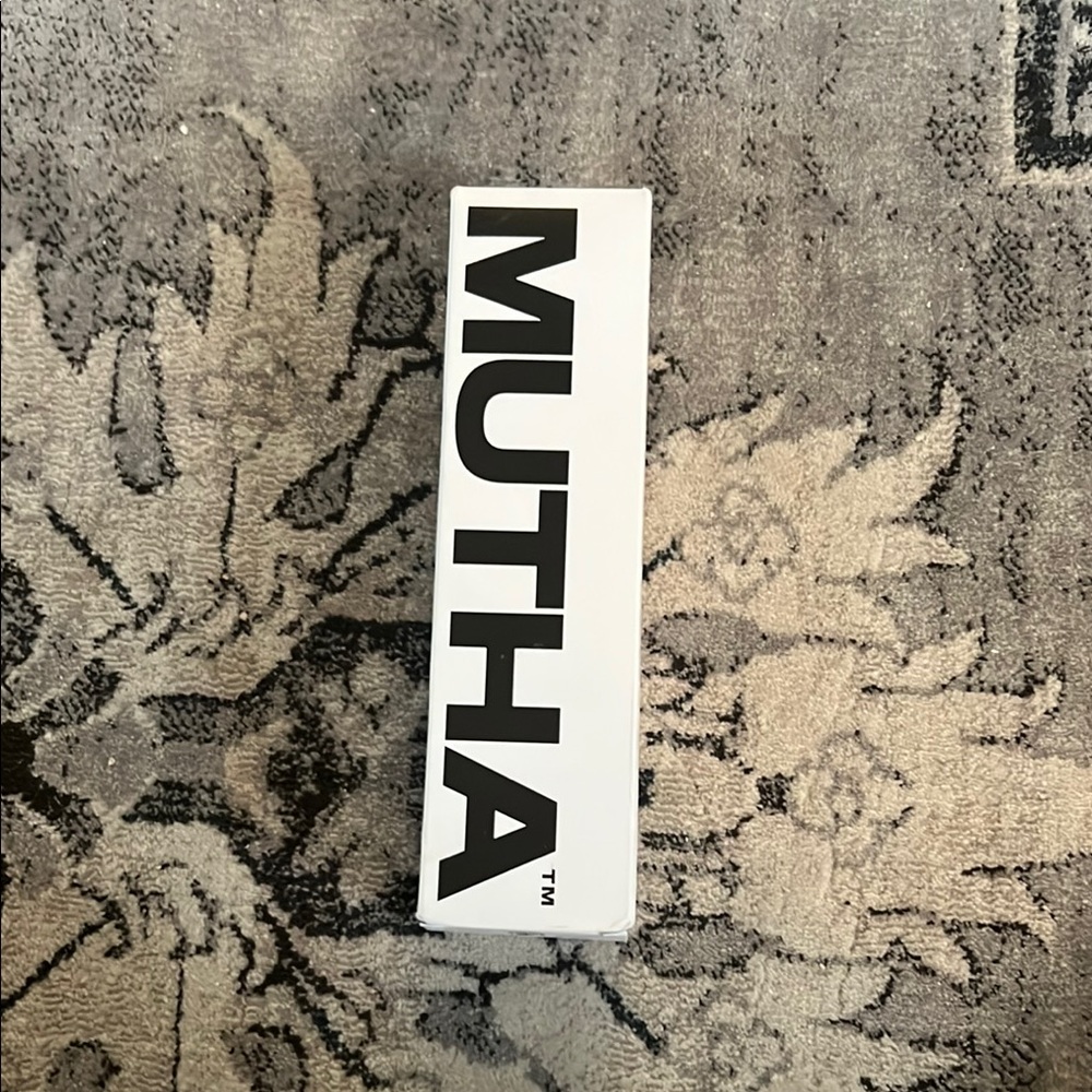 MUTHA Skincare Box